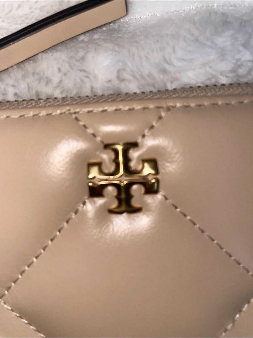 NWOT Tory Burch Quilted Card Holder Vanilla Soft Serve